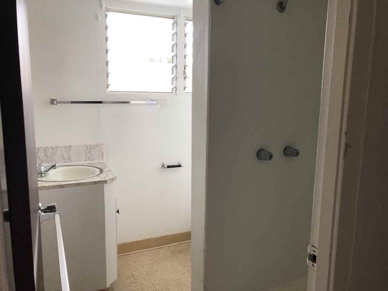 Pikake Apartments - Photo 4 of 9