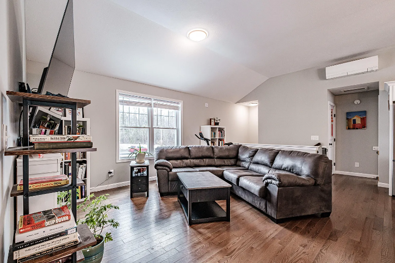364 Buxton Rd - Photo 4 of 8