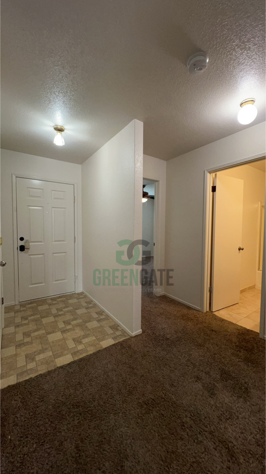 2201 Meadow Glen Dr - Photo 4 of 17