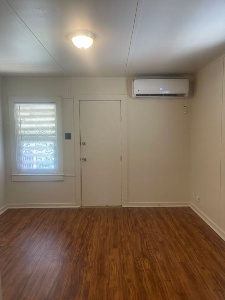 2350 Butte St - Photo 2 of 19