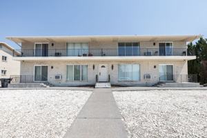 featured image of 716 N Saturn Ave