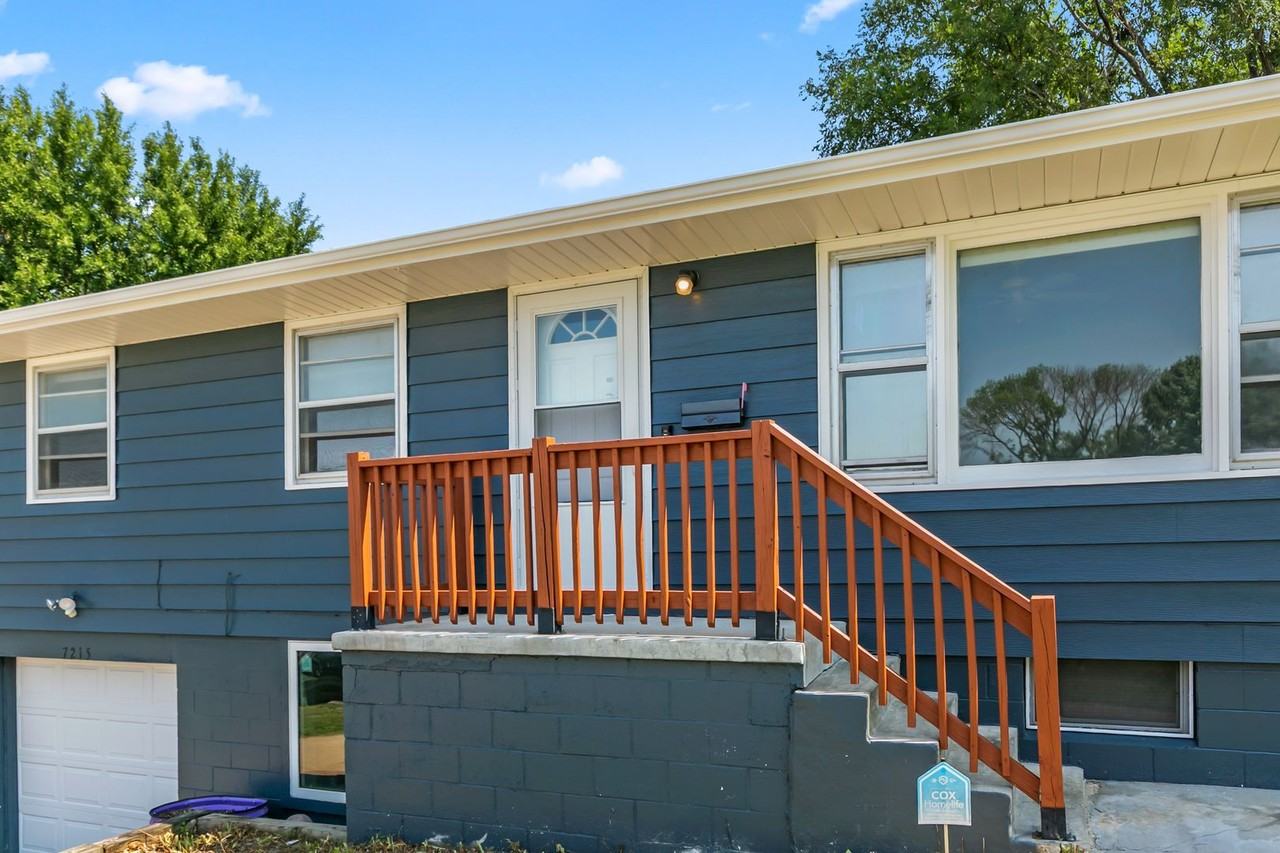 7215 S 41st Ave - Photo 4 of 35