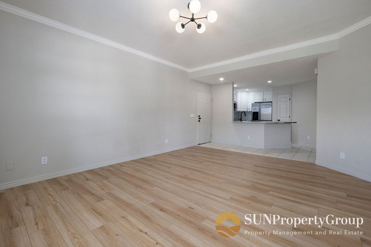 3739 S 700 E #303 - Photo 7 of 20