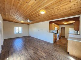 featured image of 212 Tesuque Dr