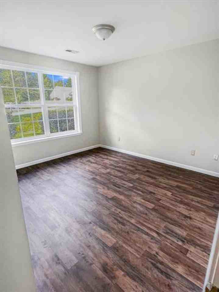 303 Stone Briar Ln - Photo 7 of 13