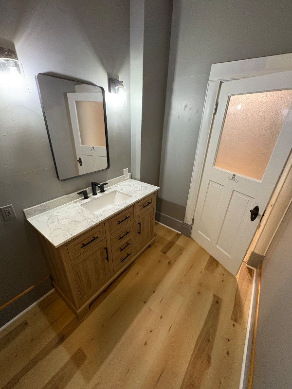 313 E 5th St #1 - Photo 5 of 7