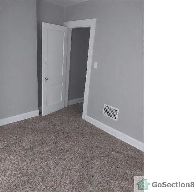 1463 Republic Ave - Photo 2 of 11