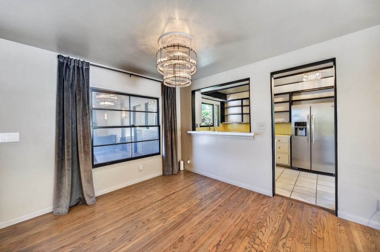614 N Glendora Ave - Photo 5 of 30