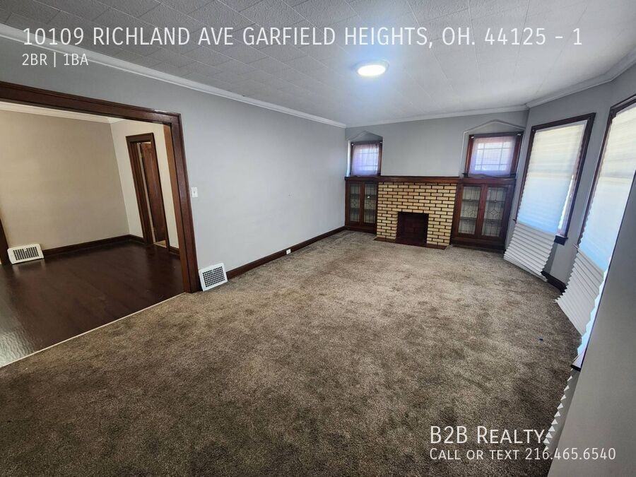 10109 RICHLAND AVE GARFIELD HEIGHTS, OH. 44125 #1 - Photo 2 of 22