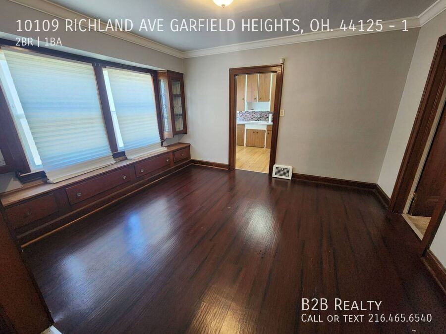 10109 RICHLAND AVE GARFIELD HEIGHTS, OH. 44125 #1 - Photo 5 of 22