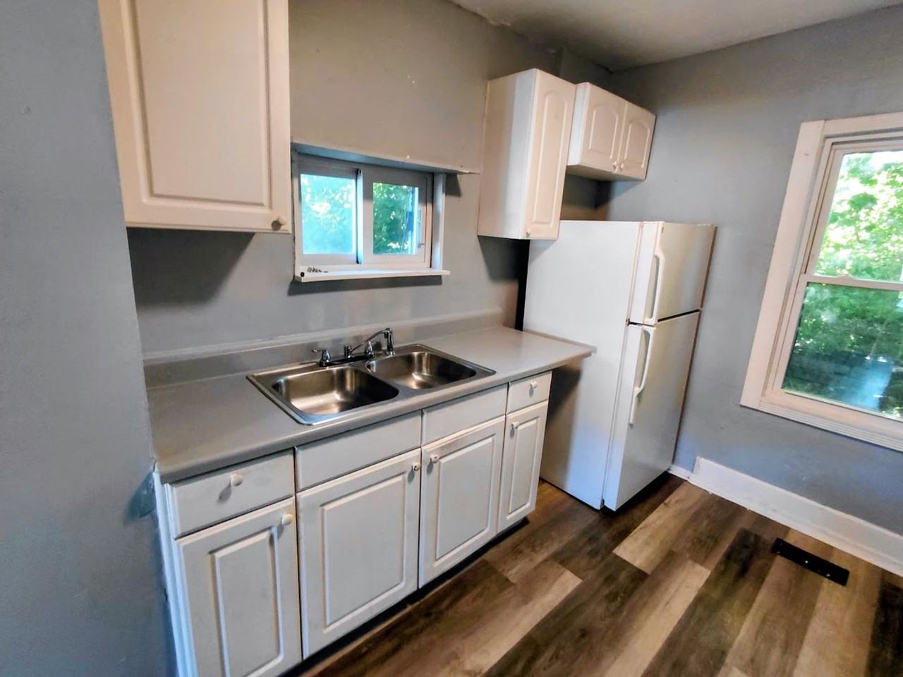 1400 Pondview Ave - Photo 5 of 9