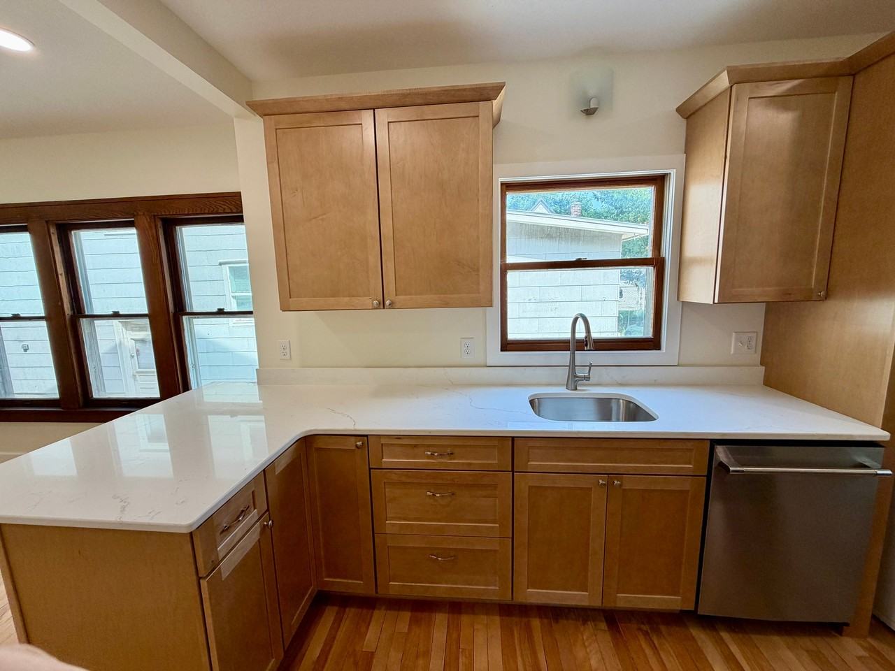 730 1st St Nw #MAIN - Photo 2 of 19