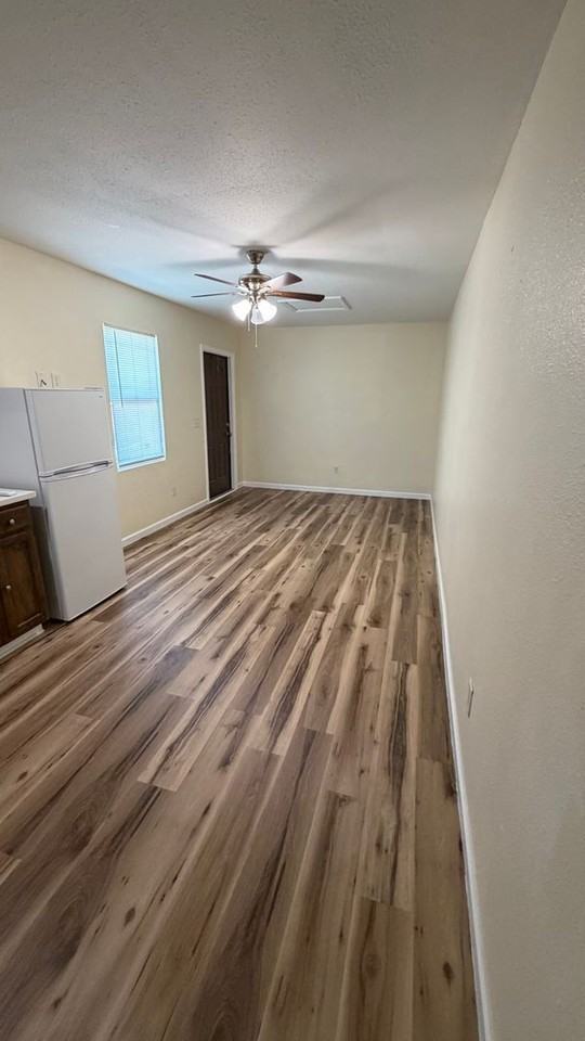 143 Claire Ave #101 - Photo 3 of 9