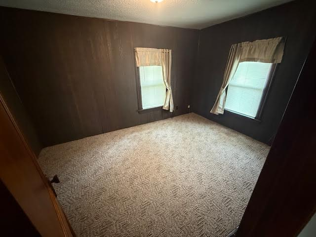 000 Maple Dr - Photo 6 of 10