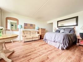 featured image of 400 Hobron Ln #2306