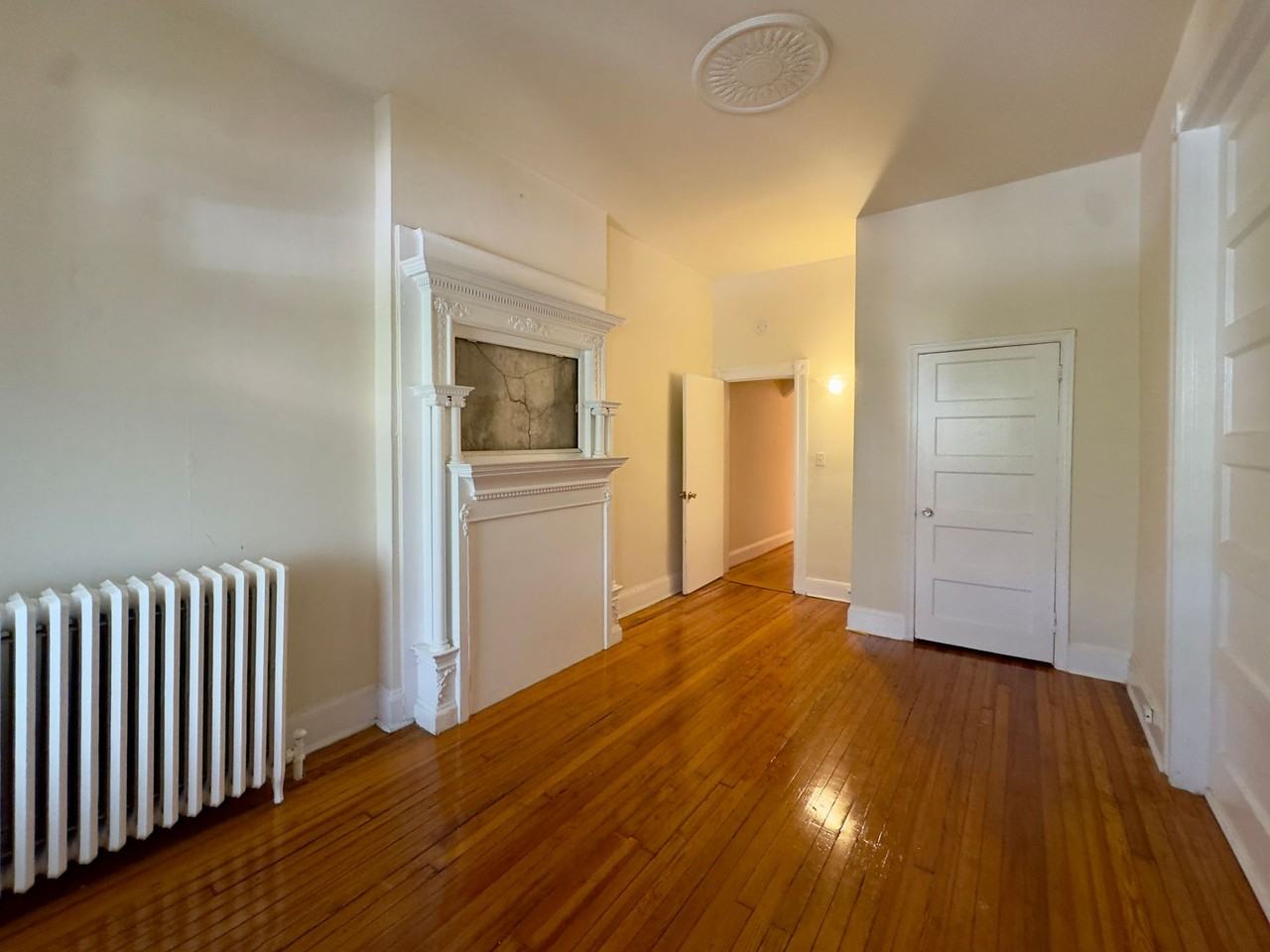 Charming Apartment Units in Charles Village, Baltimore, MD! - Photo 5 of 14