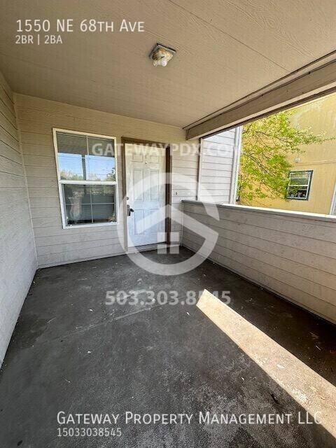 1550 Ne 68th Ave - Photo 2 of 24
