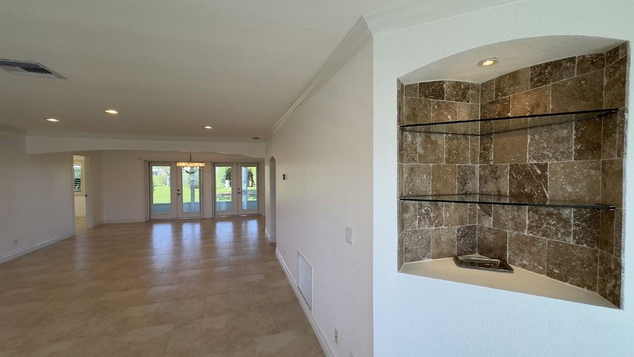 1108 Ocean Ave - Photo 6 of 40