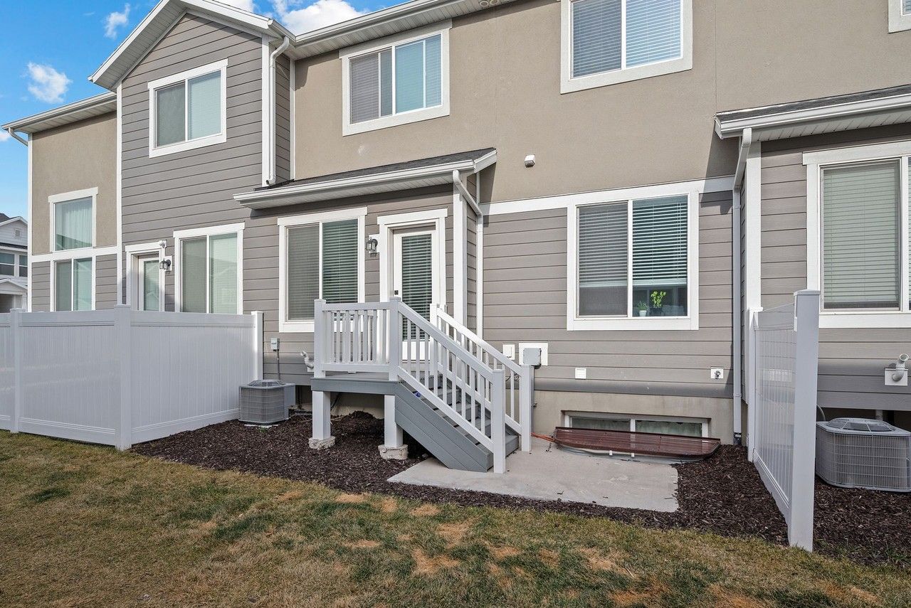 4241 W 2060 North - Photo 4 of 29