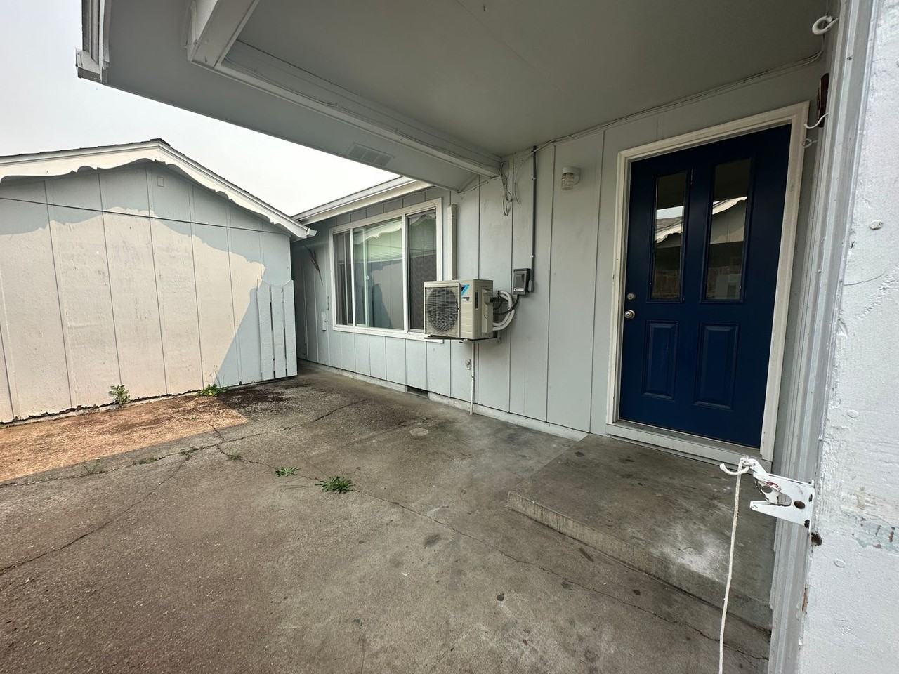 1561 Nw Highland Dr - Photo 2 of 10