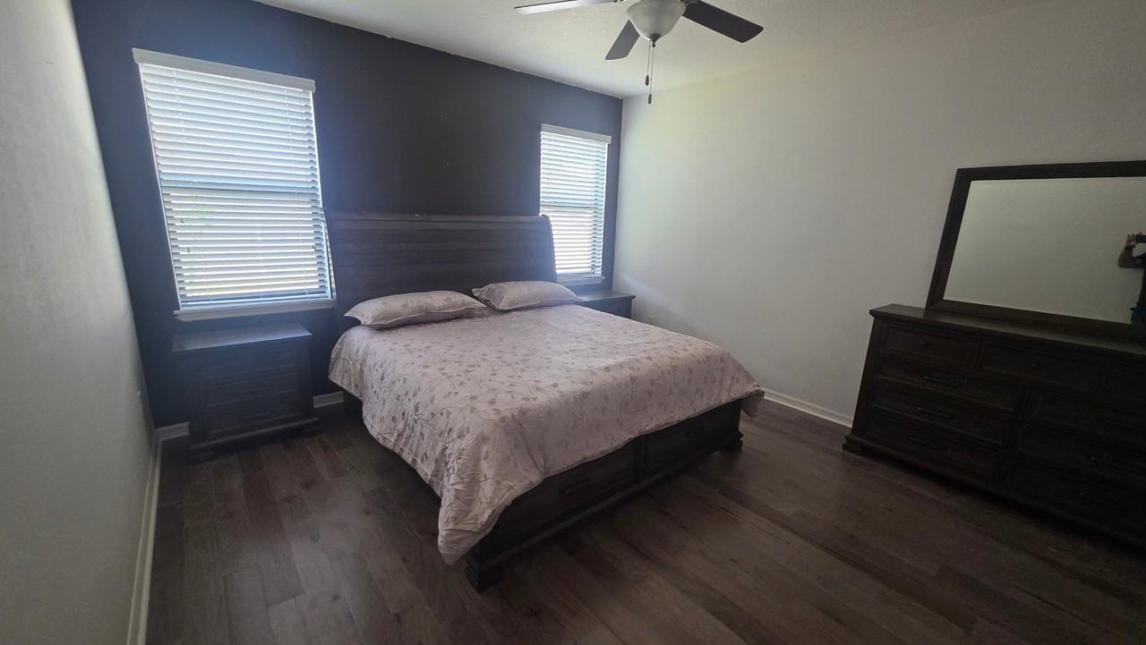 11918 Winterset Cove Dr - Photo 2 of 15