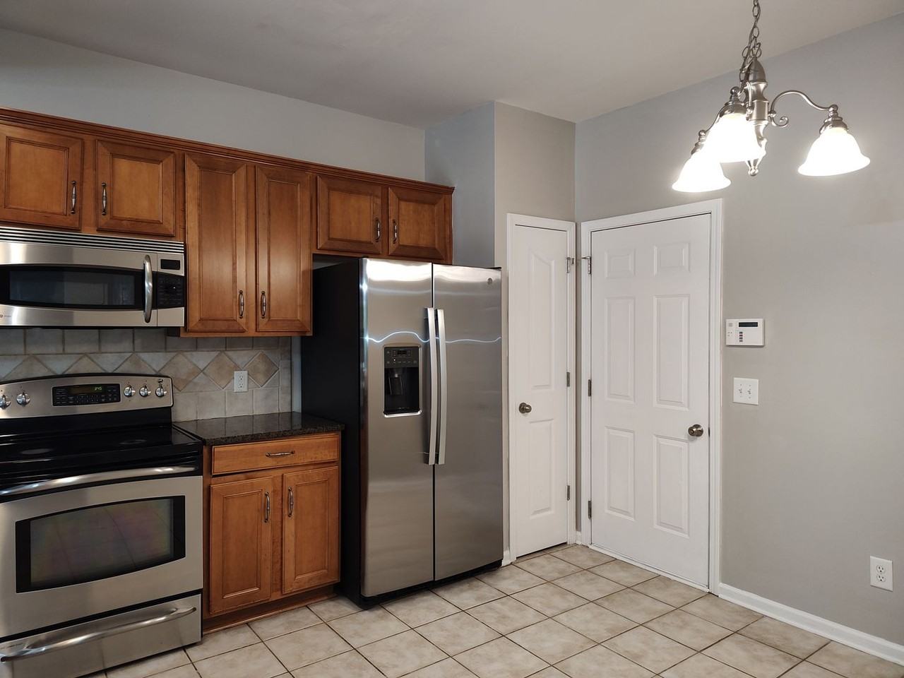 8952 Kirkley View Ct - Photo 2 of 27