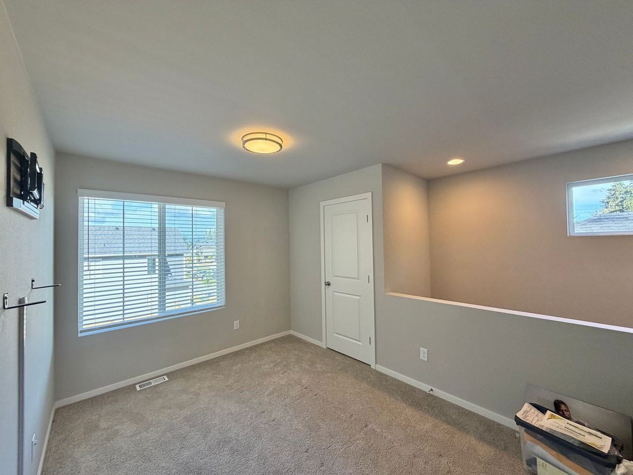 5738 Hawks Landing Pl Ne - Photo 7 of 14
