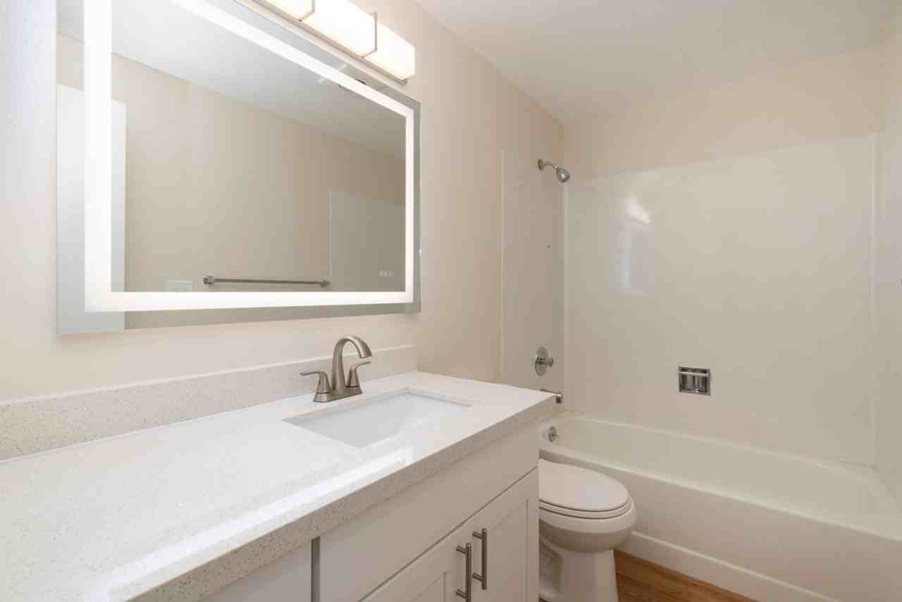 Huldra Apartments - Photo 6 of 35