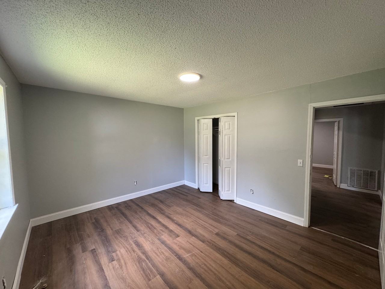 305 Bayview Cir #A - Photo 5 of 7
