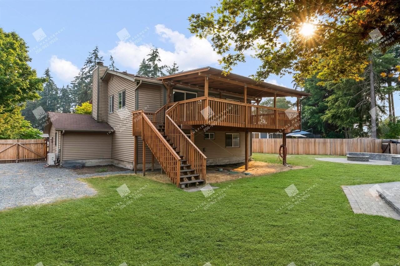 1219 156th Street Ct E - Photo 3 of 32