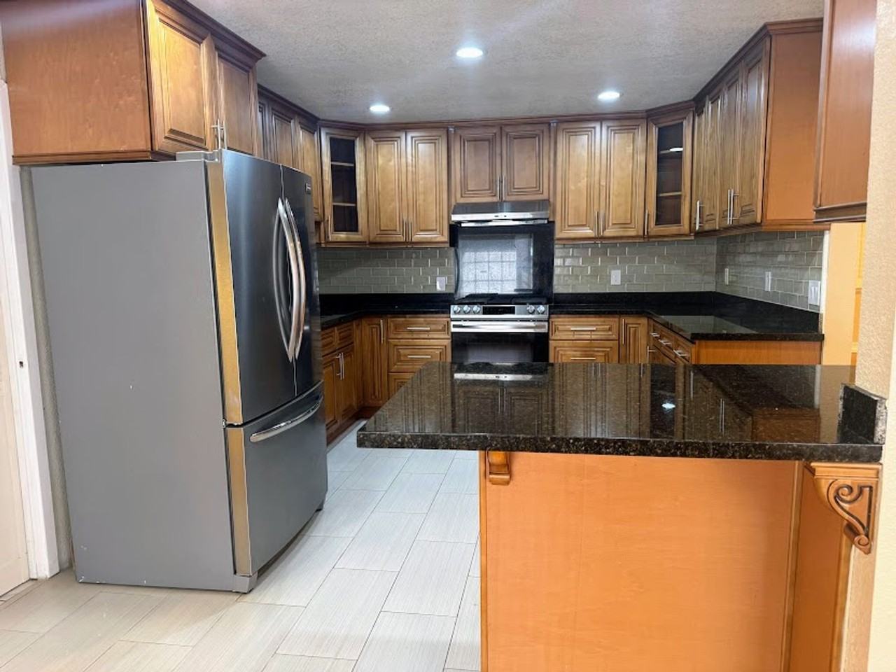 128 N Dommer Ave - Photo 6 of 25