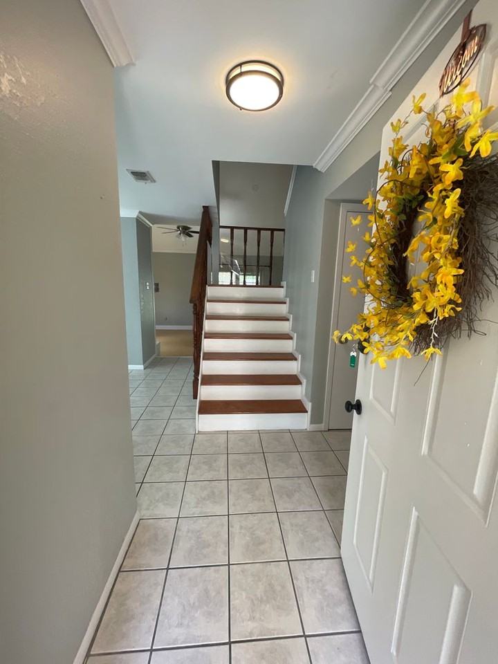 4625 Vail St - Photo 2 of 24
