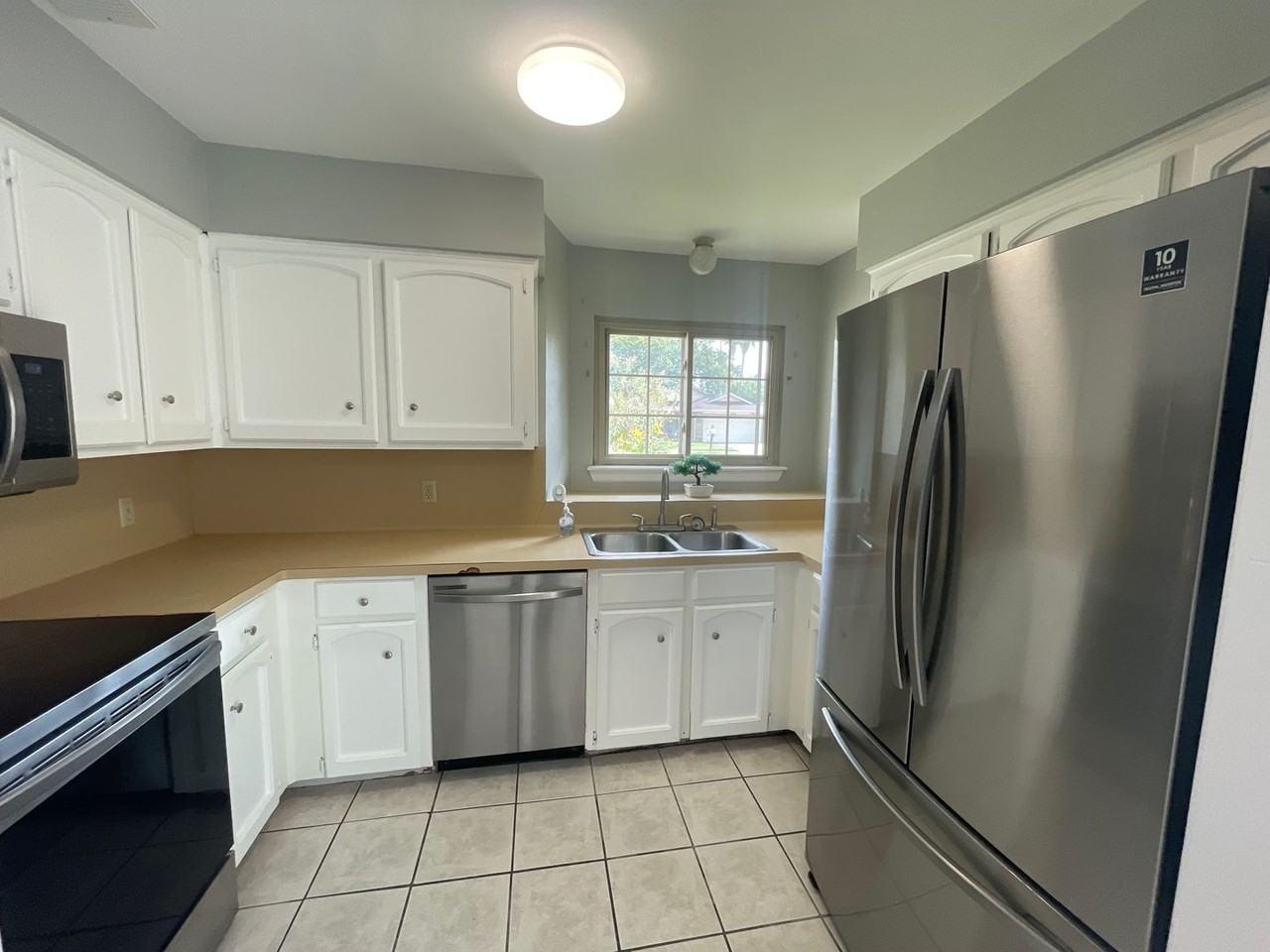 4625 Vail St - Photo 6 of 24