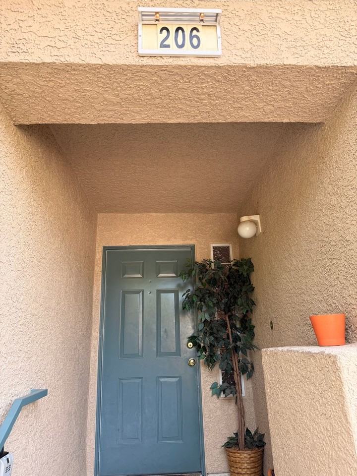 830 Cozette Ct #206 - Photo 4 of 29