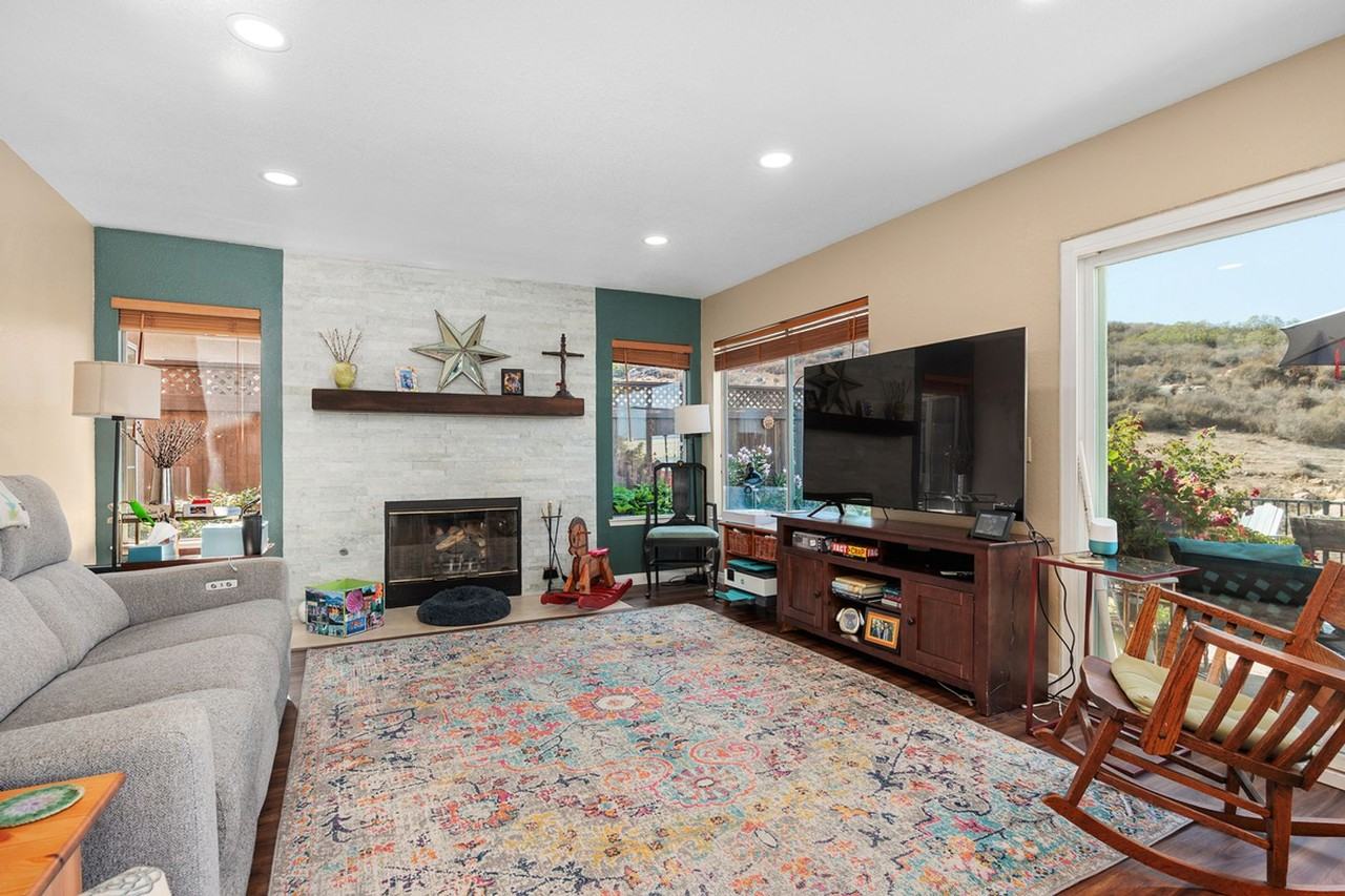 11178 Indian Lore Ct - Photo 6 of 28
