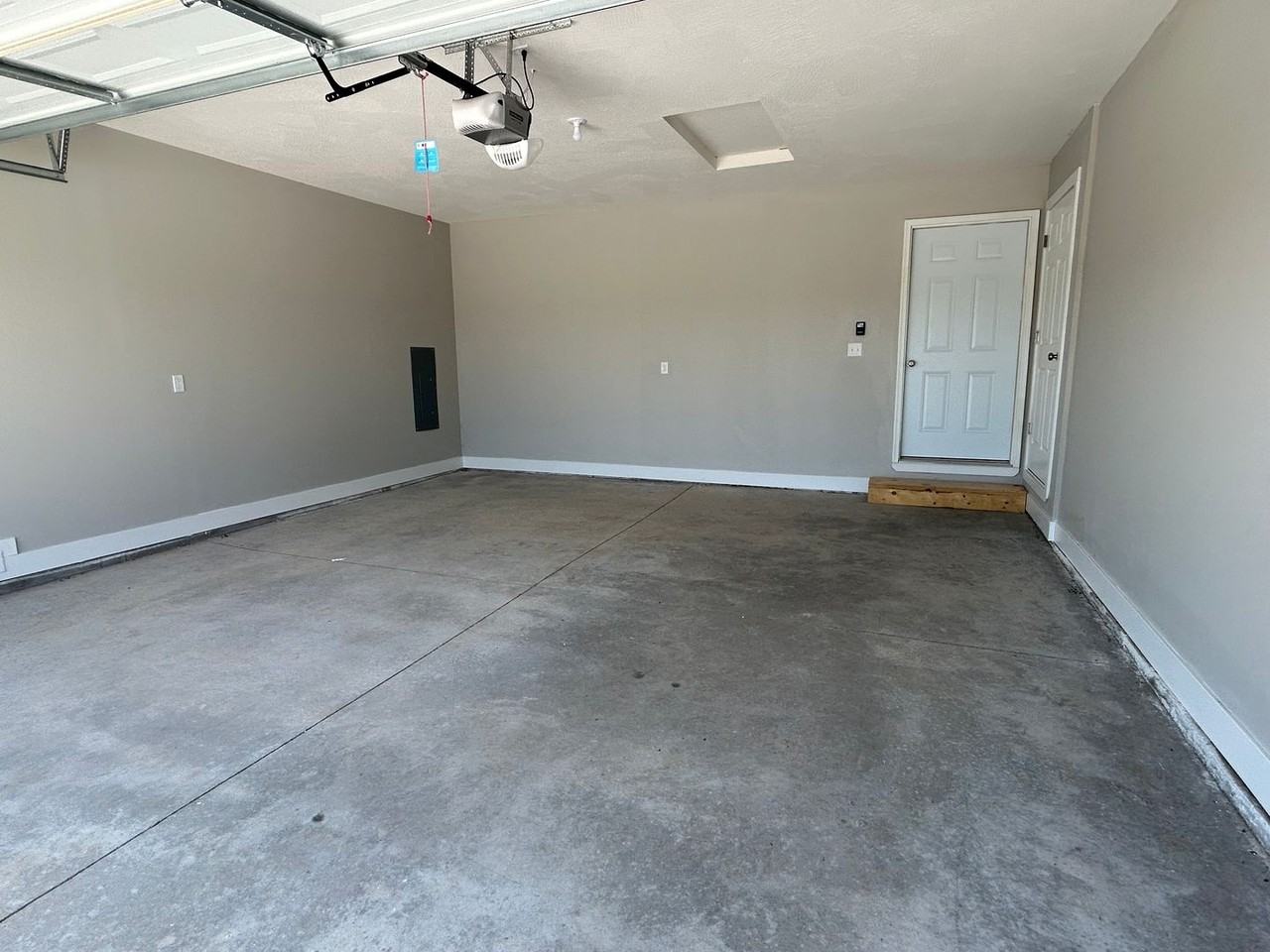 3821 W Freeman St - Photo 2 of 16