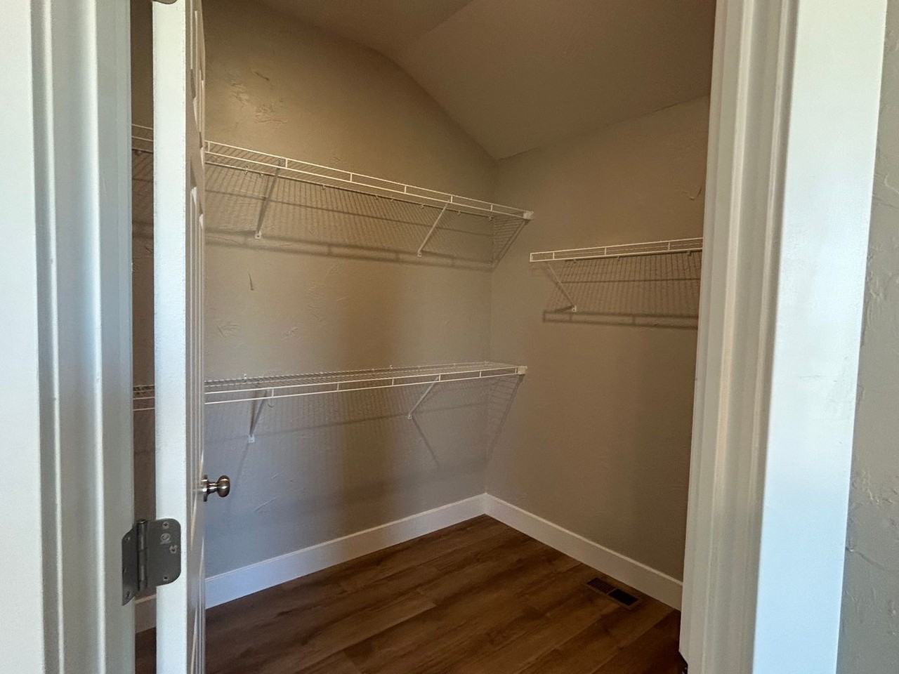 3821 W Freeman St - Photo 7 of 16
