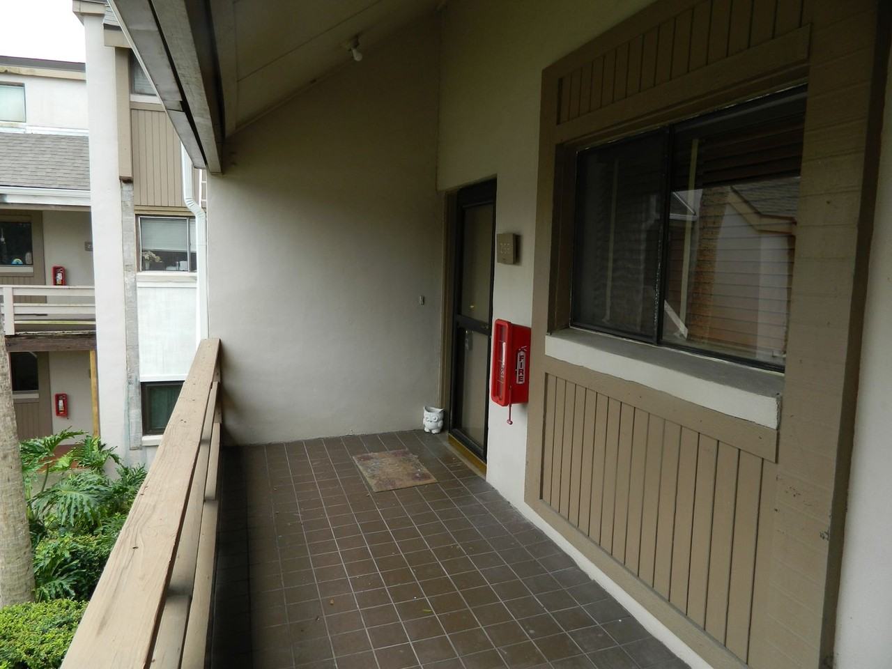 266 Orienta Point St - Photo 4 of 30