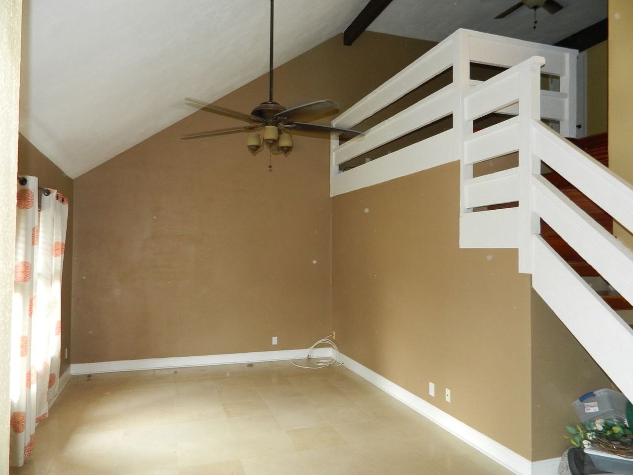 266 Orienta Point St - Photo 6 of 30
