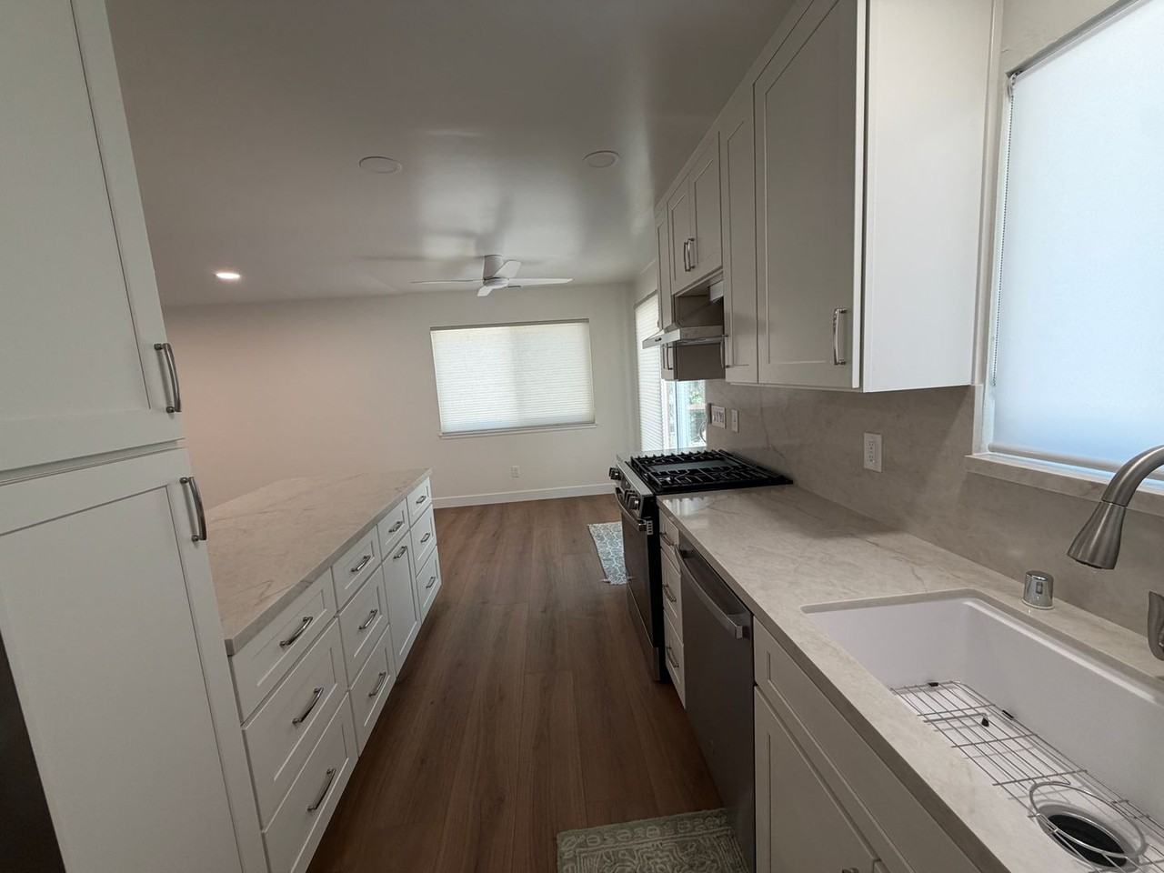 737 Anita Dr - Photo 6 of 14