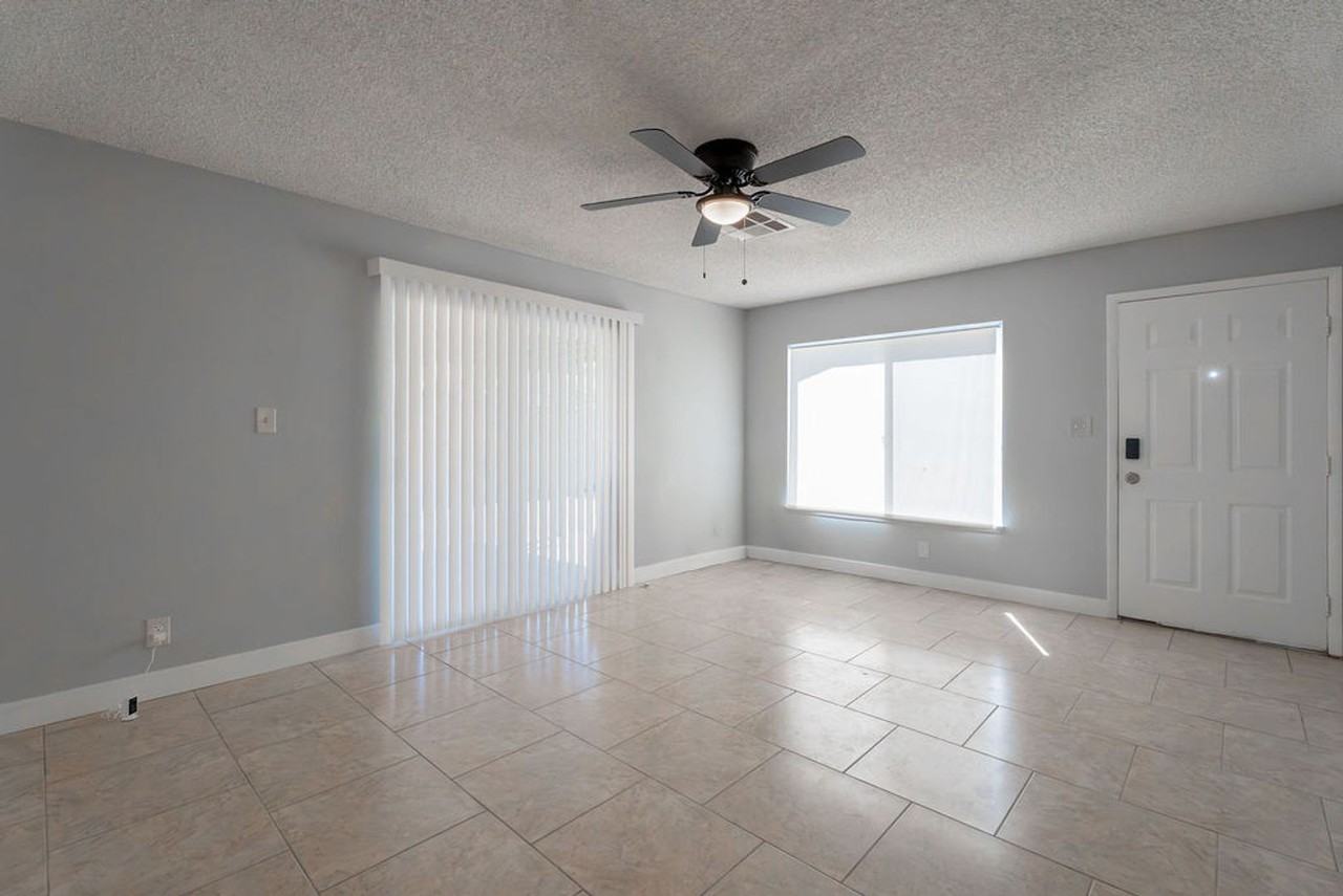 4793 Via Renaldo - Photo 3 of 34