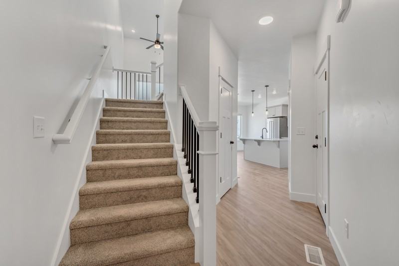 2698 N Blue Dawn Ln - Photo 6 of 23