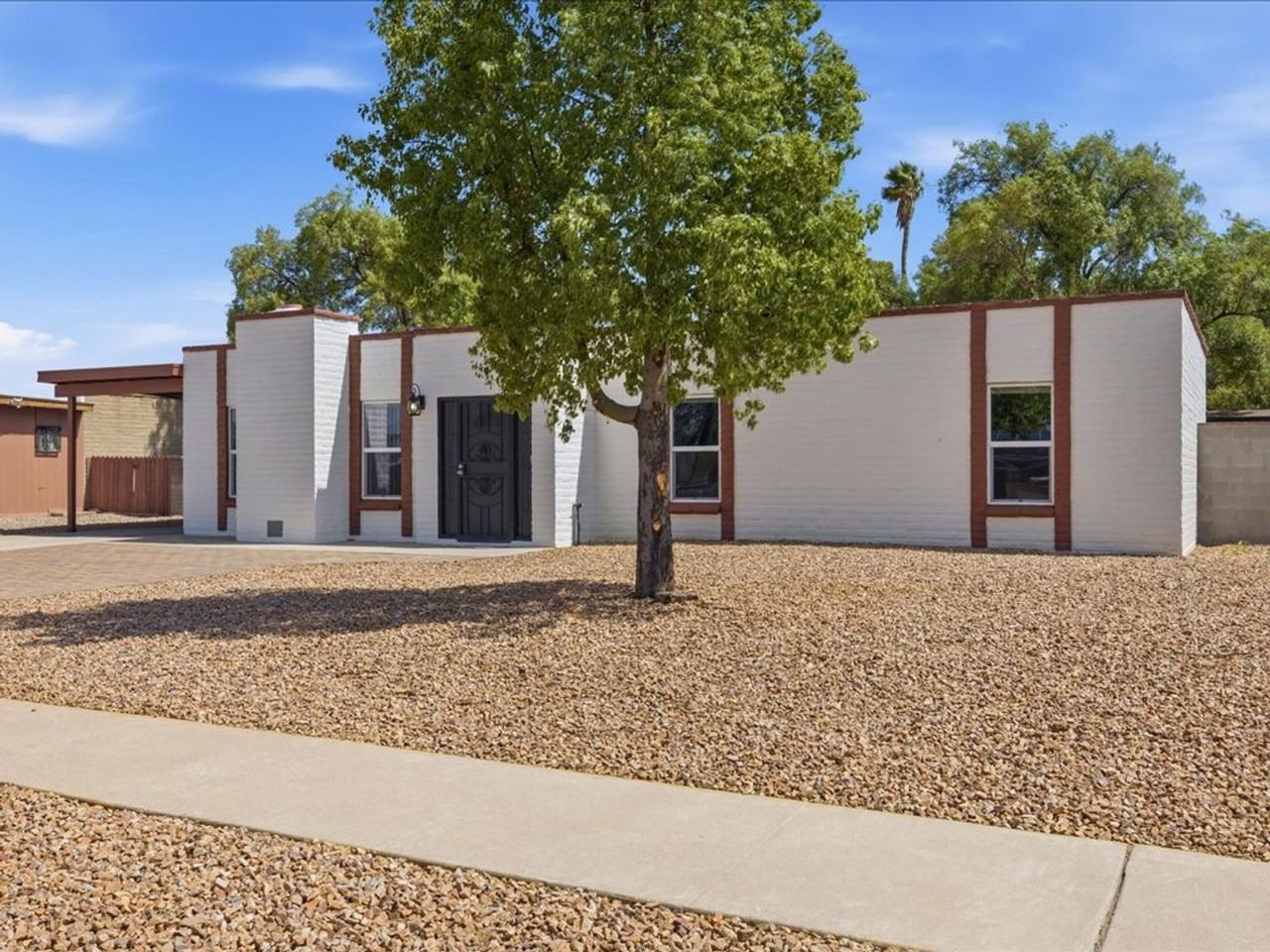 7530 E Stella Rd - Photo 3 of 25