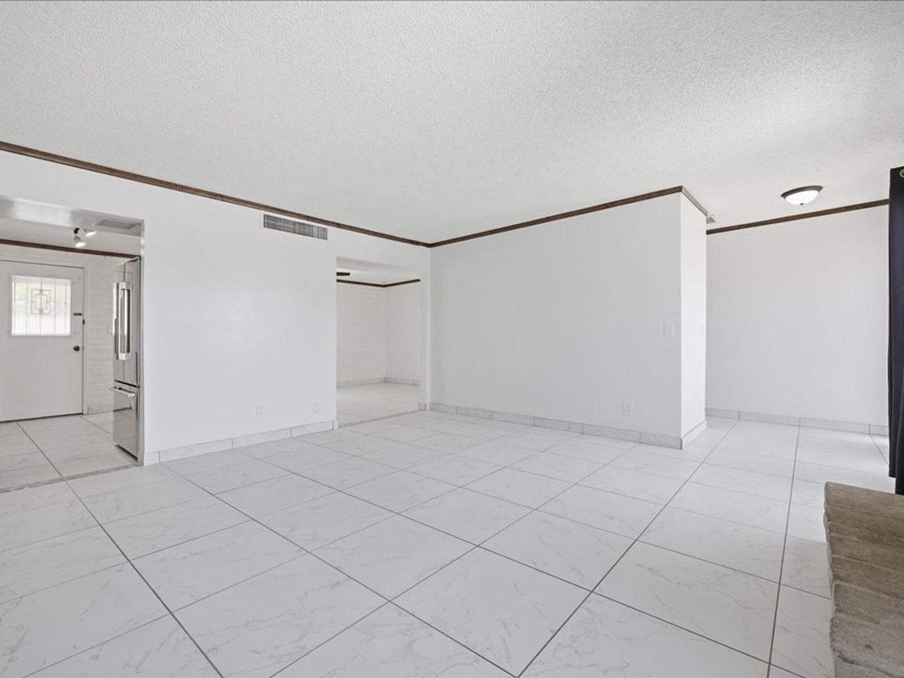 7530 E Stella Rd - Photo 6 of 25