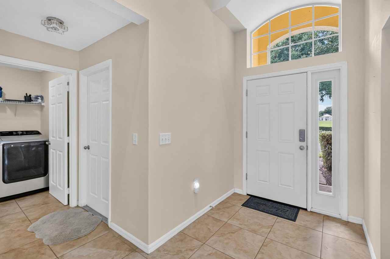 1550 Casterton Cir - Photo 4 of 26