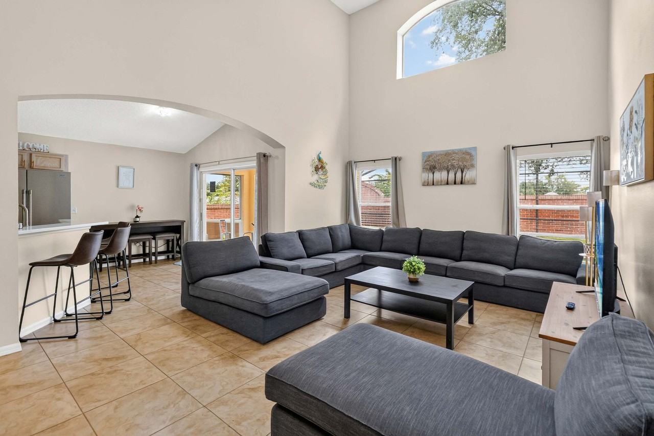 1550 Casterton Cir - Photo 6 of 26