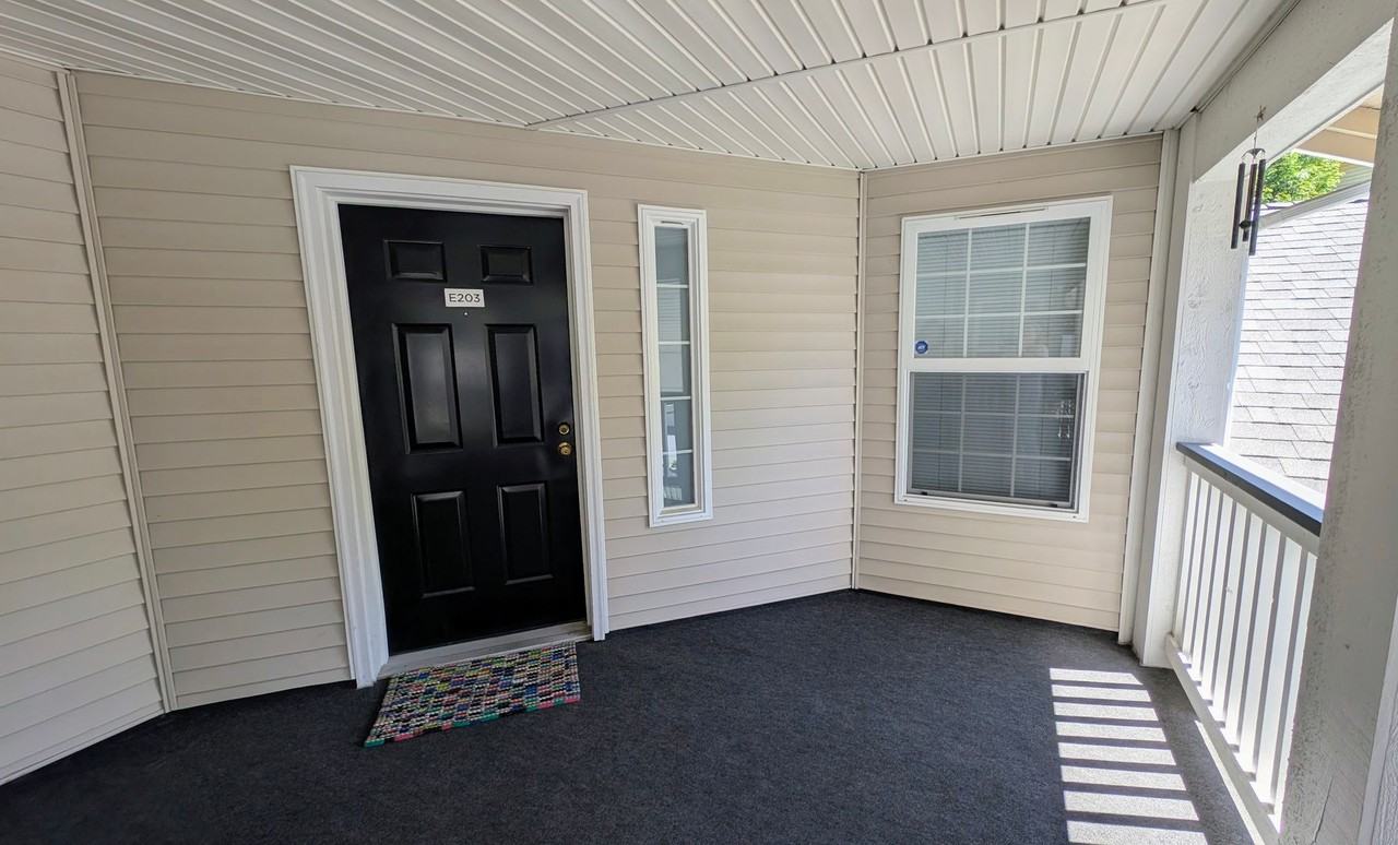 12118 Ne 171st Pl #E203 - Photo 2 of 28