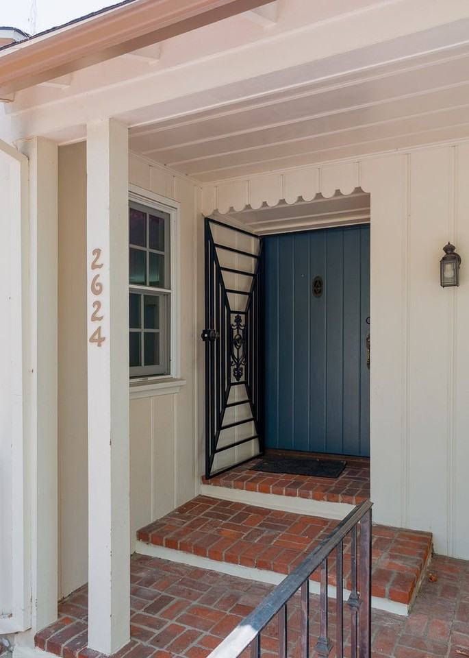 2624 N Commonwealth Ave - Photo 5 of 25