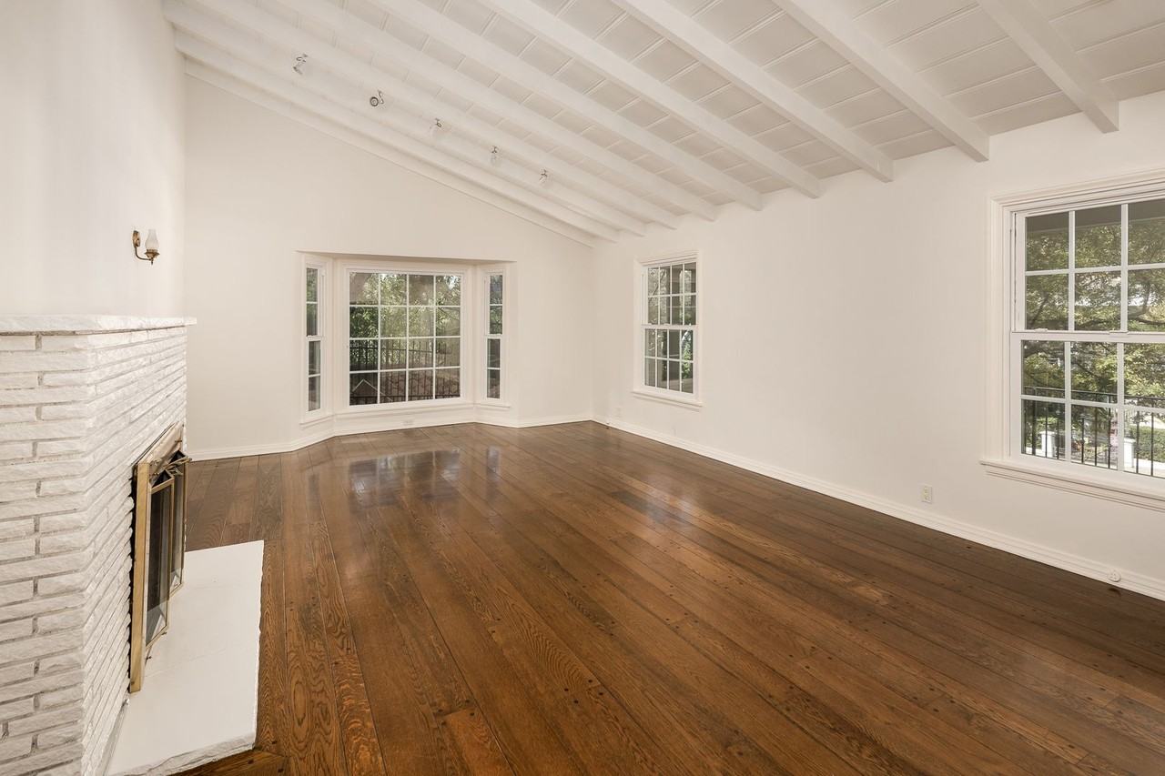 2624 N Commonwealth Ave - Photo 7 of 25
