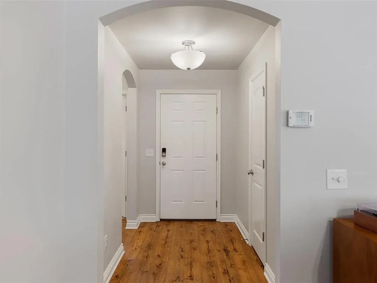 11309 Nw 133rd St - Photo 5 of 27